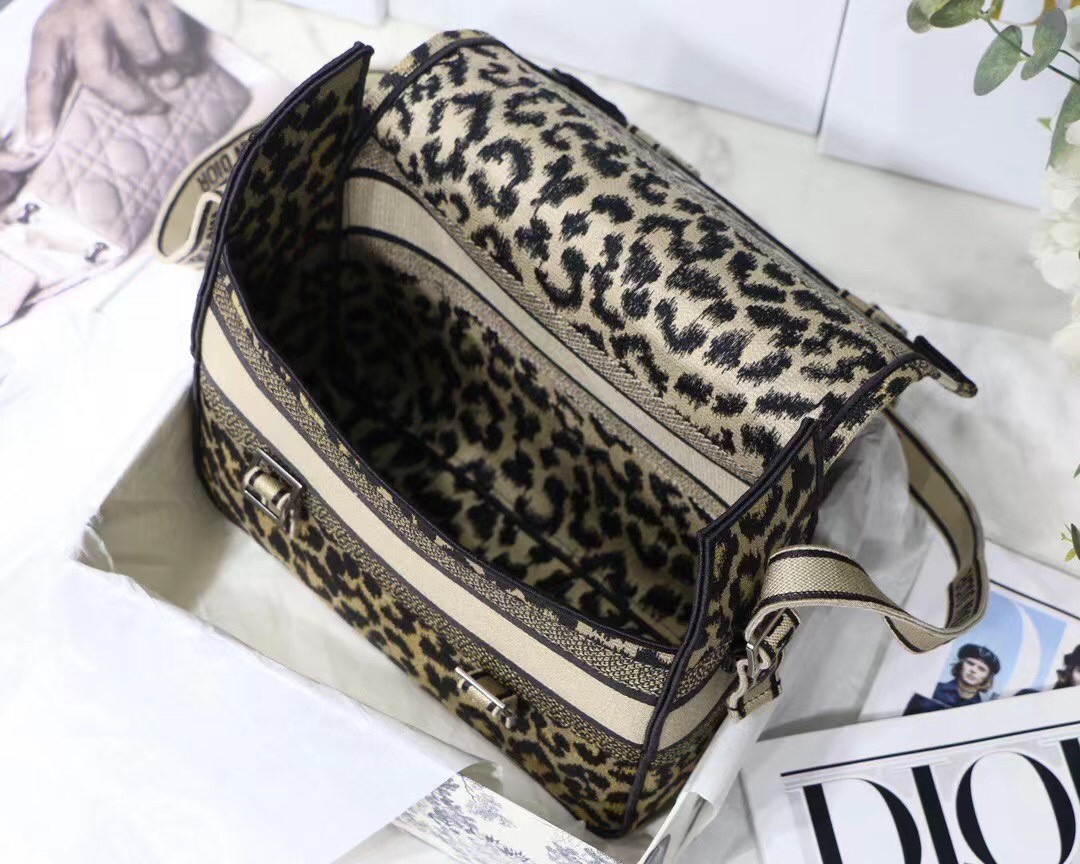 D*or D*orcamp bag in beige multicolor mizza embroidery