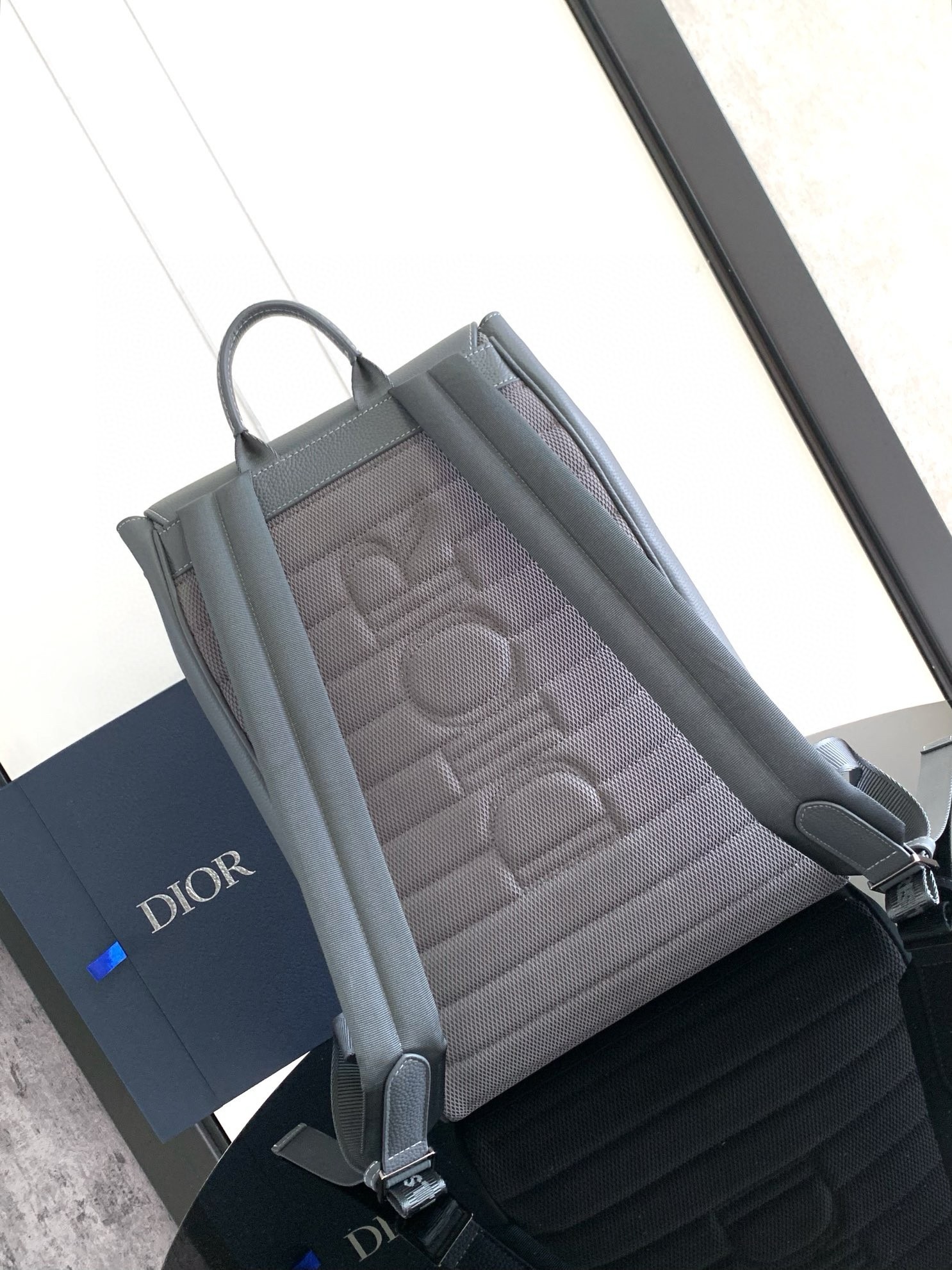 D*or saddle backpack with flap in grey grained calfskin