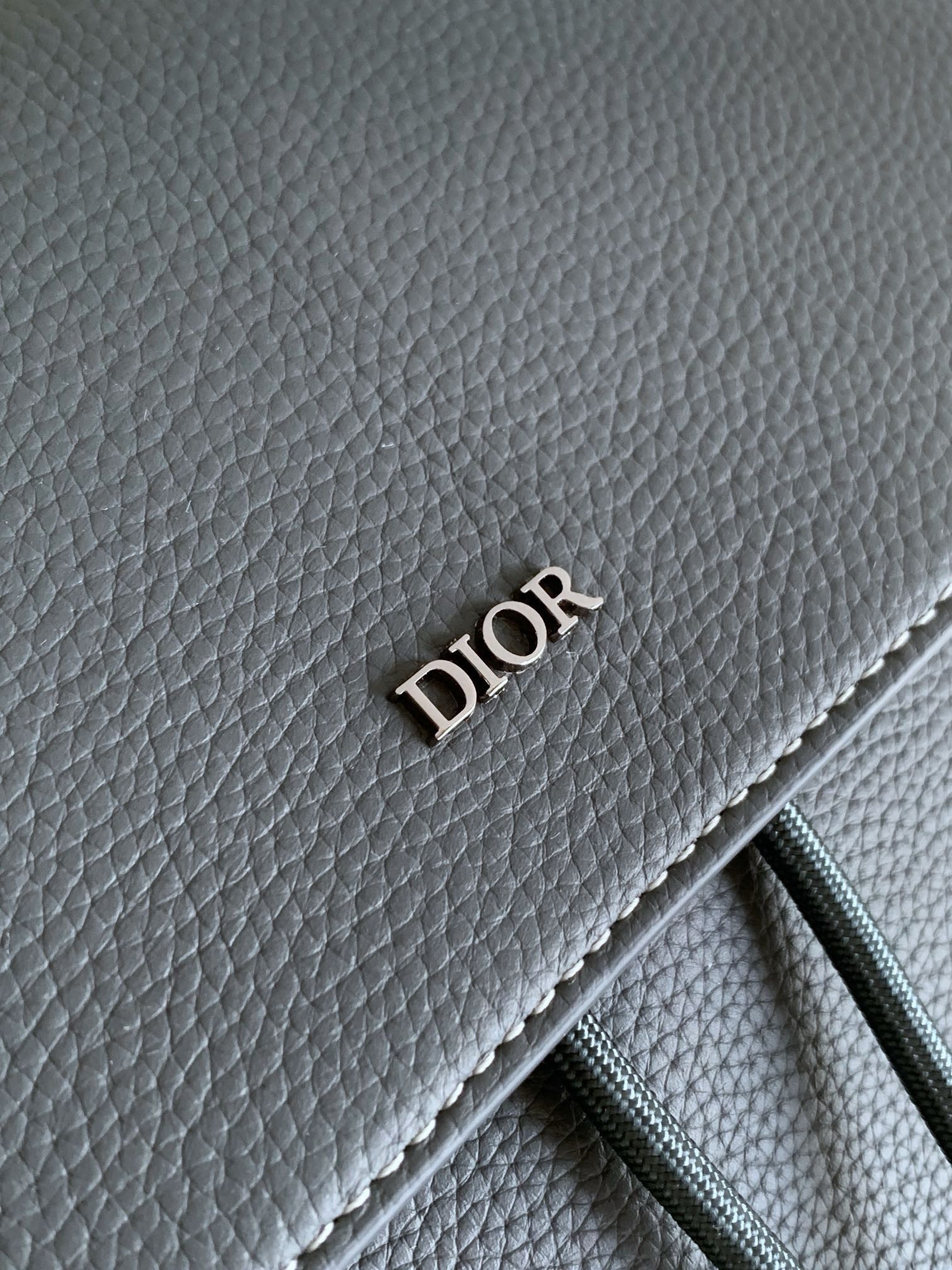 D*or saddle backpack with flap in grey grained calfskin