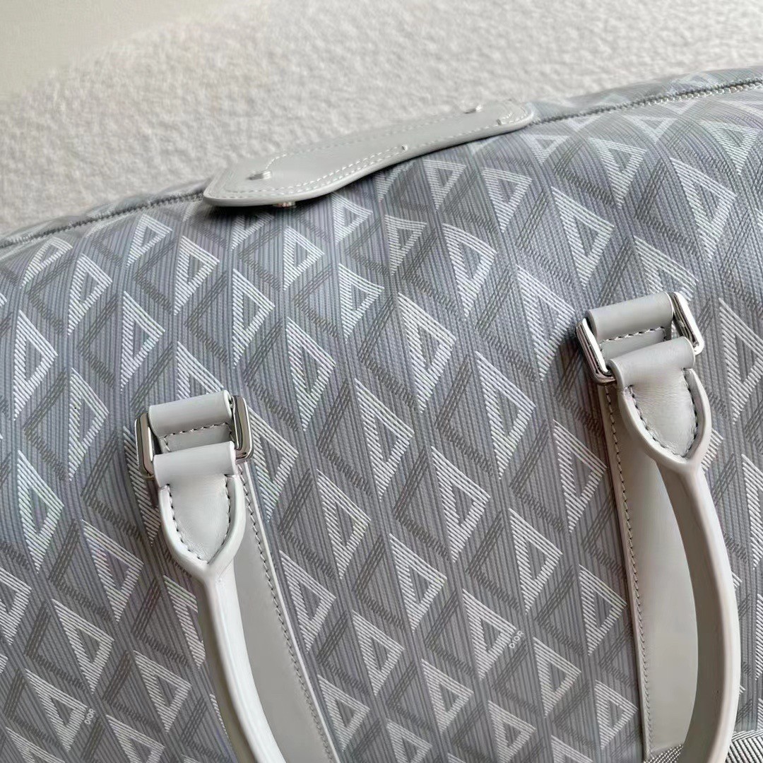 D*or lingot 50 duffle bag in gray cd diamond canvas