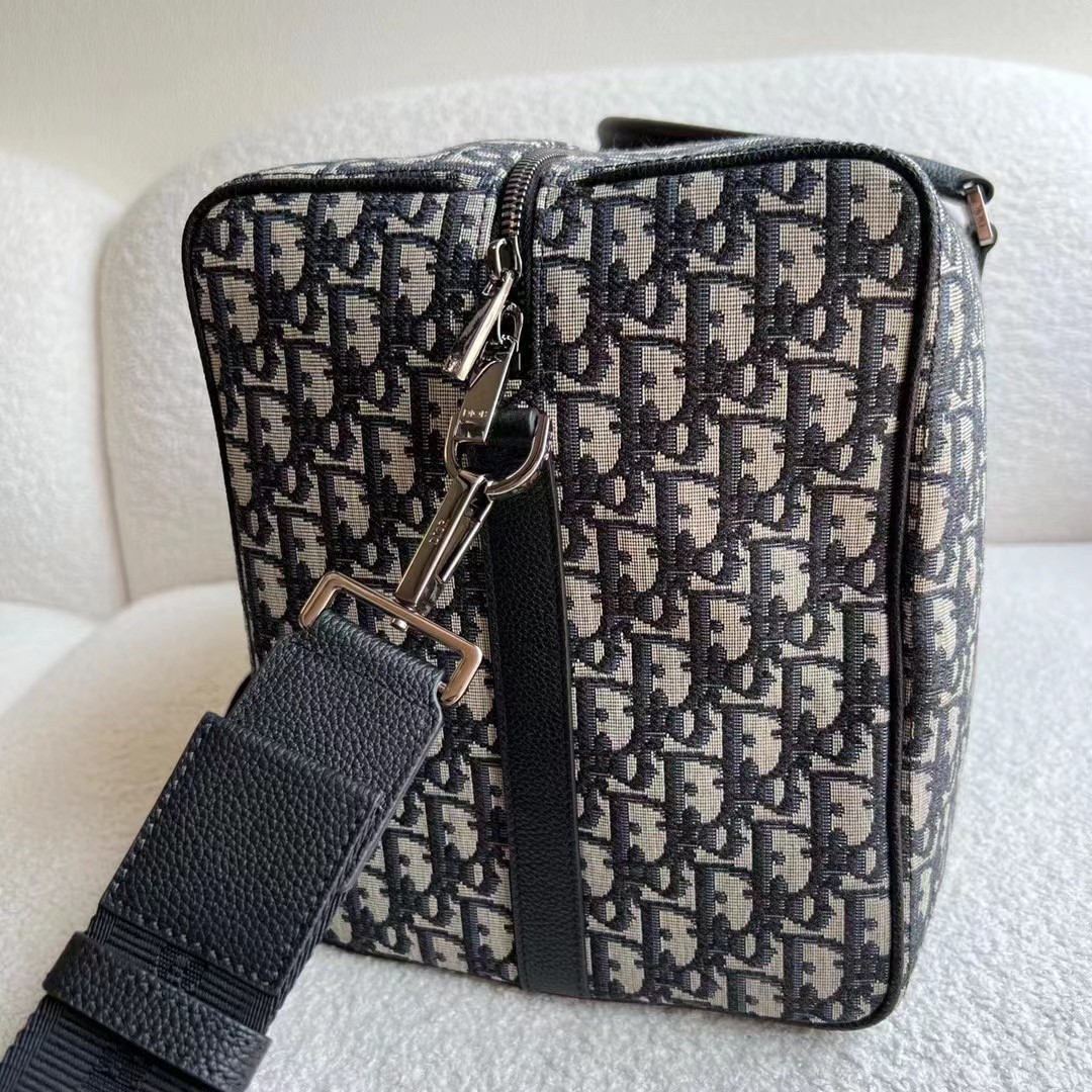 D*or lingot 50 duffle bag in black oblique jacquard