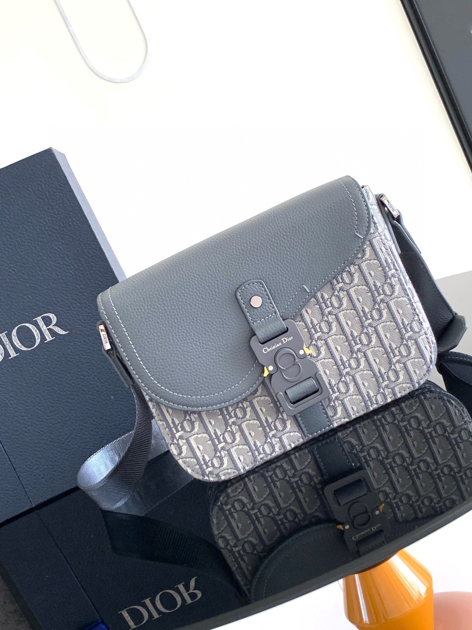 D*or small saddle messenger bag in grey oblique jacquard and calfskin