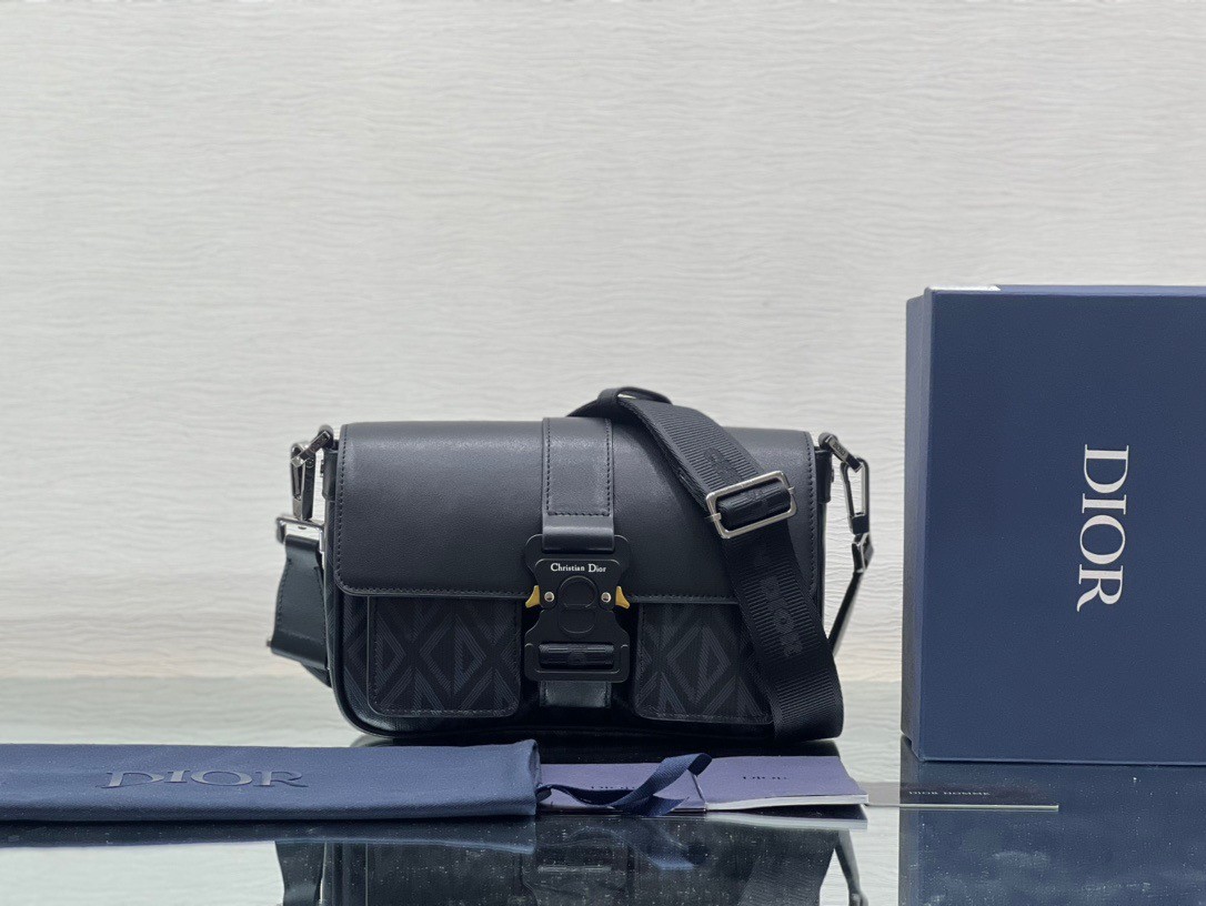D*or hit the road messenger bag in black cd diamond canvas