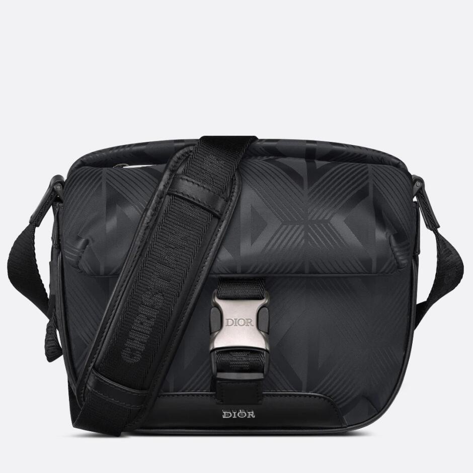 D*or explorer pouch in black cd diamond mirage ski capsule nylon