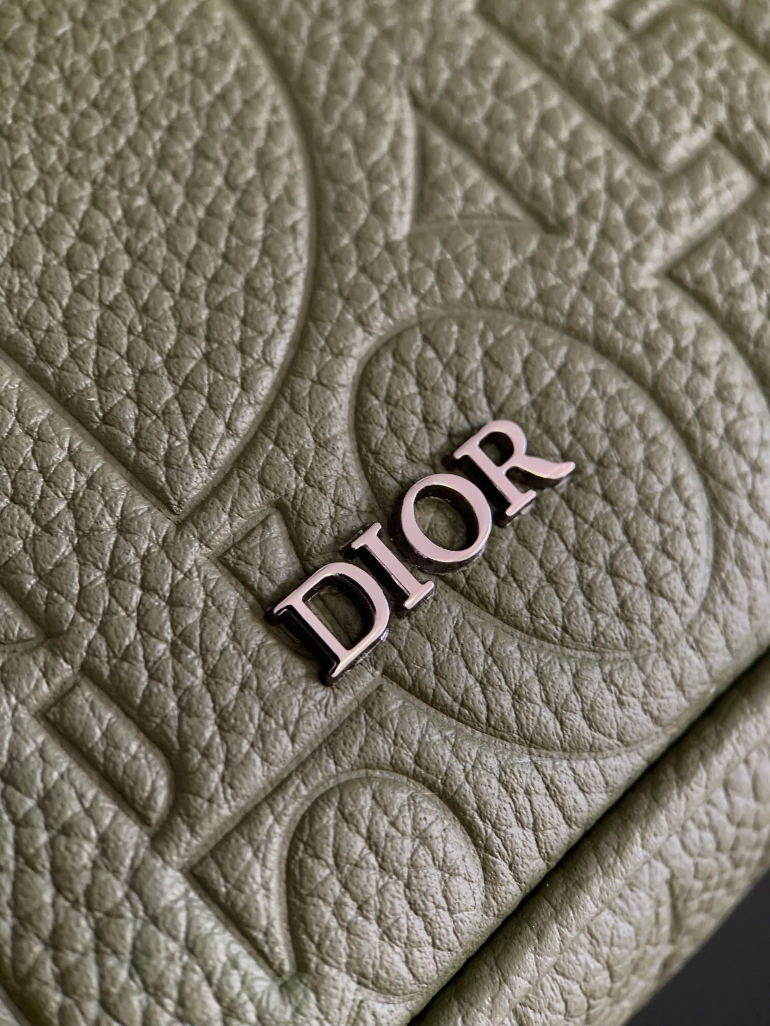 D*or hit the road flap messenger bag in khaki gravity leather