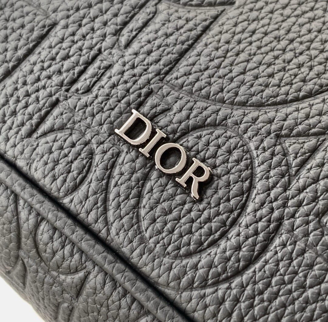 D*or hit the road flap messenger bag in black gravity leather