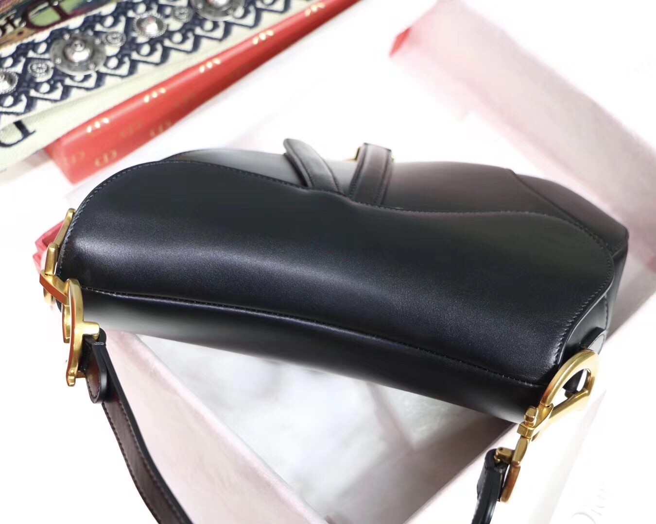D*or saddle bag in black calfskin