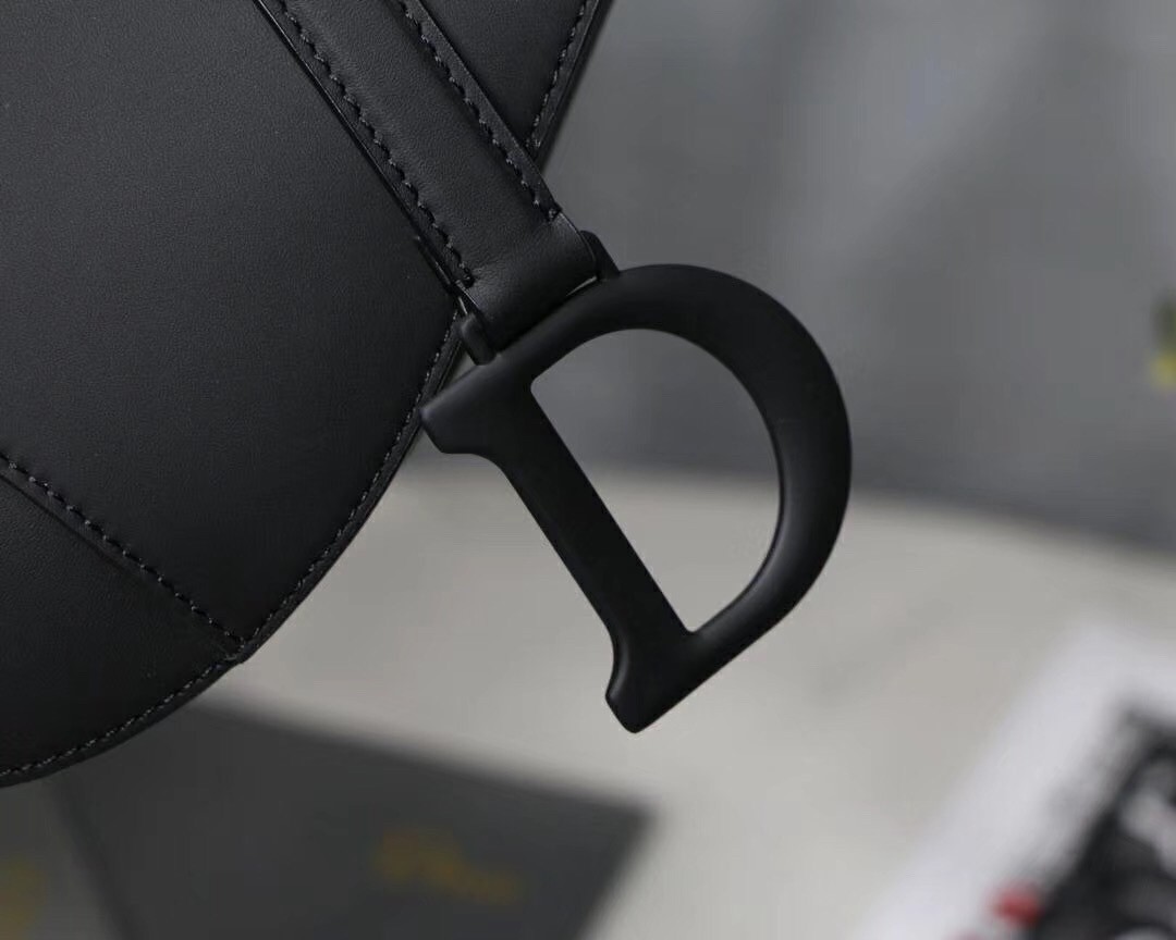 D*or saddle bag in black ultra matte leather