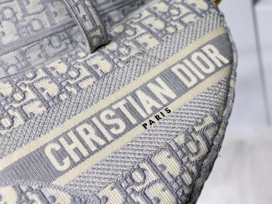 D*or saddle bag in gray D*or oblique embroidery