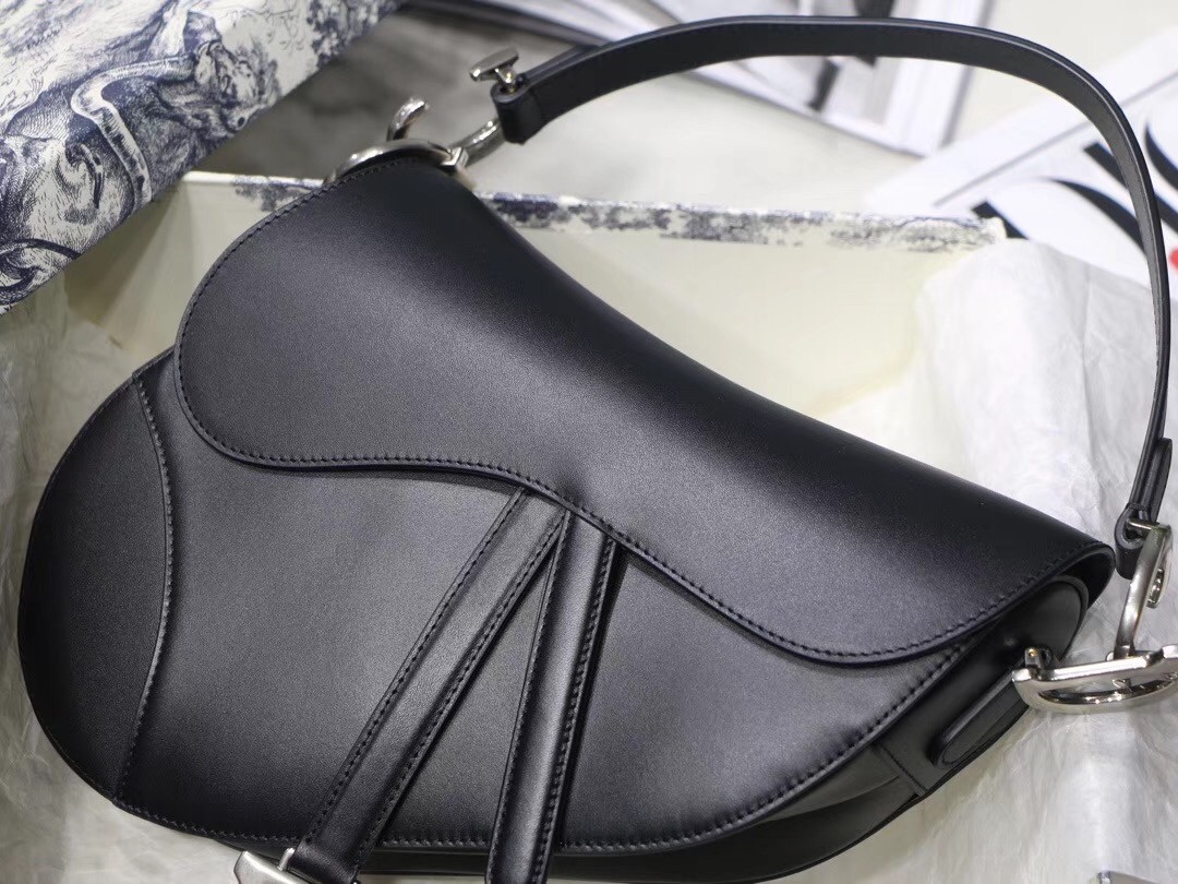 D*or saddle bag in black soft calfskin