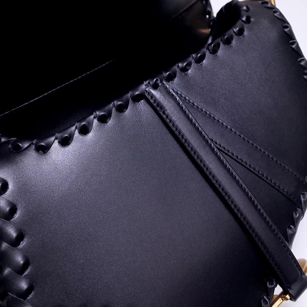 D*or saddle bag in black calfskin with threaded edges