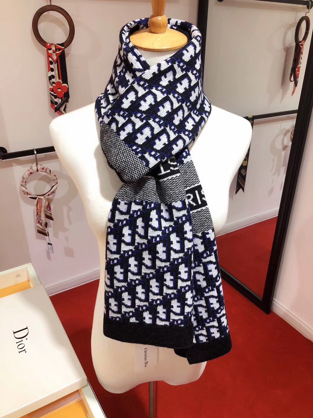 D*or cd oblique stole in blue wool and cashmere