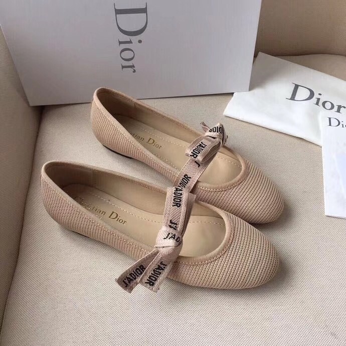 D*or miss j
