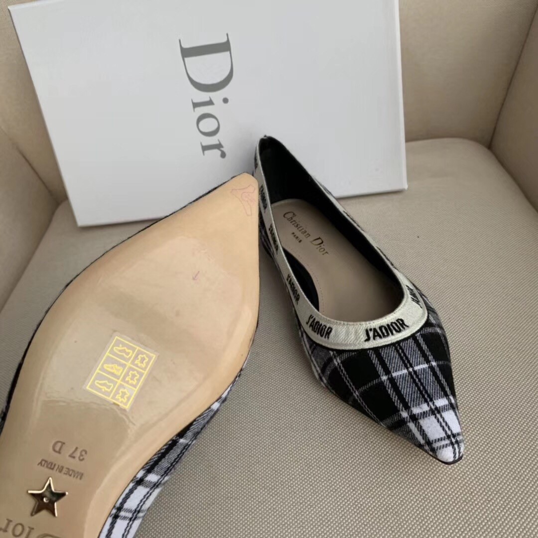 D*or j