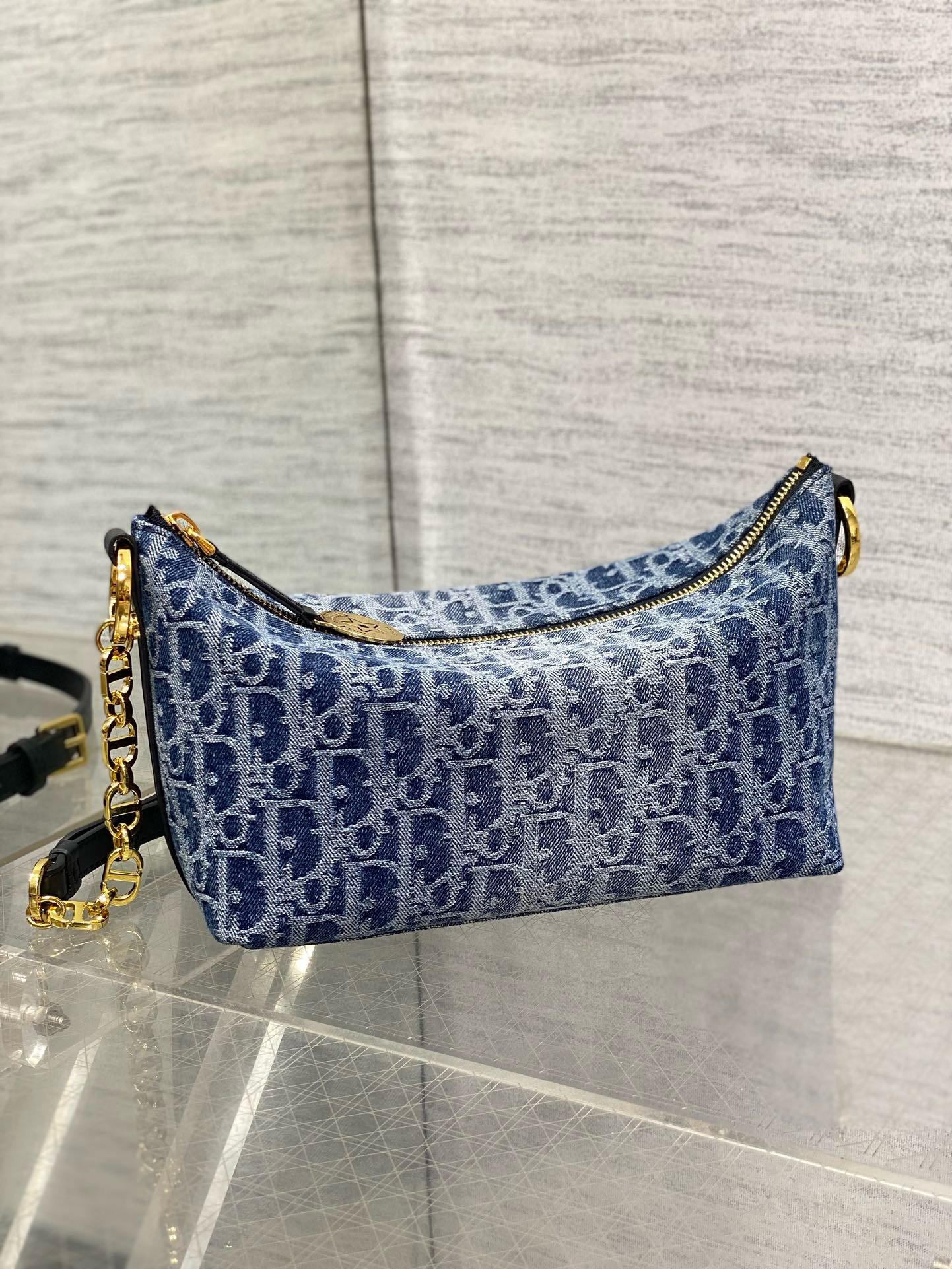D*or D*orstar hobo bag with chain in blue denim oblique jacquard