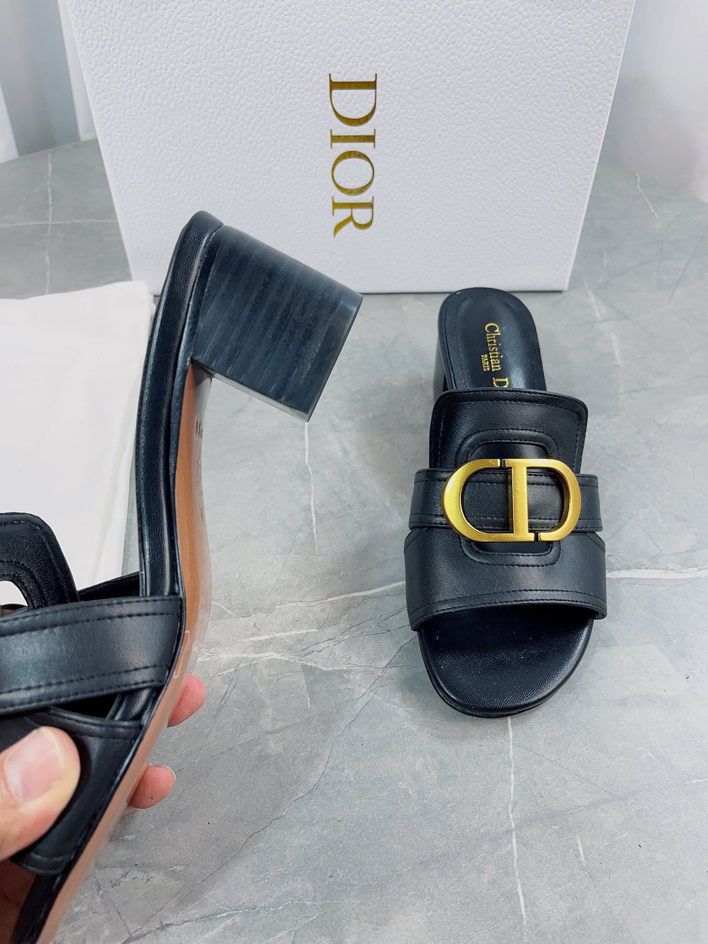 D*or 30 montaigne heeled slides in black calfskin