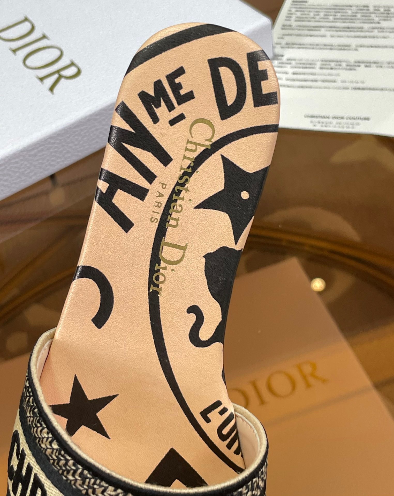 D*or dway slides in beige jute canvas embroidered with union motif