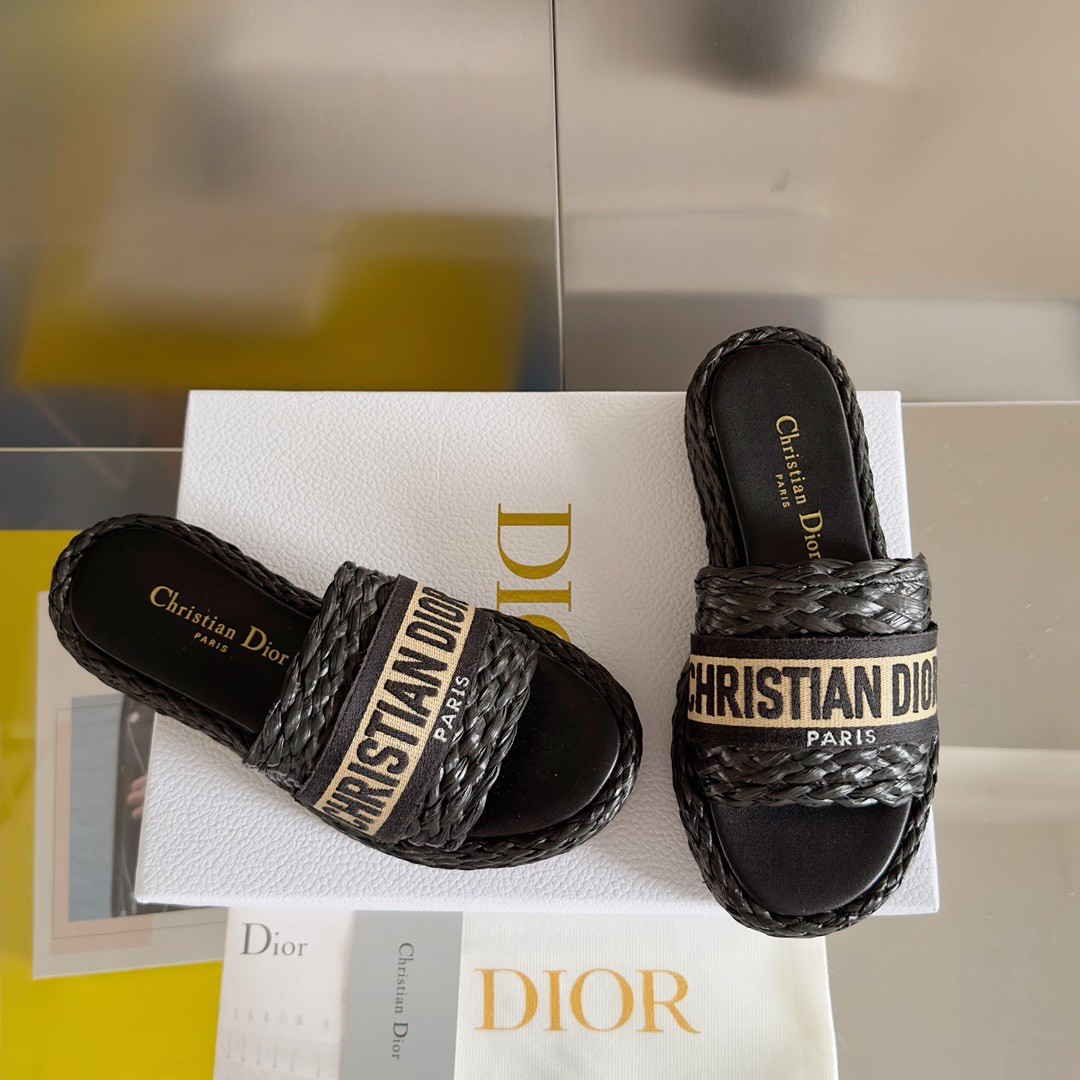 D*or dway slides in black embroidered raffia and cotton