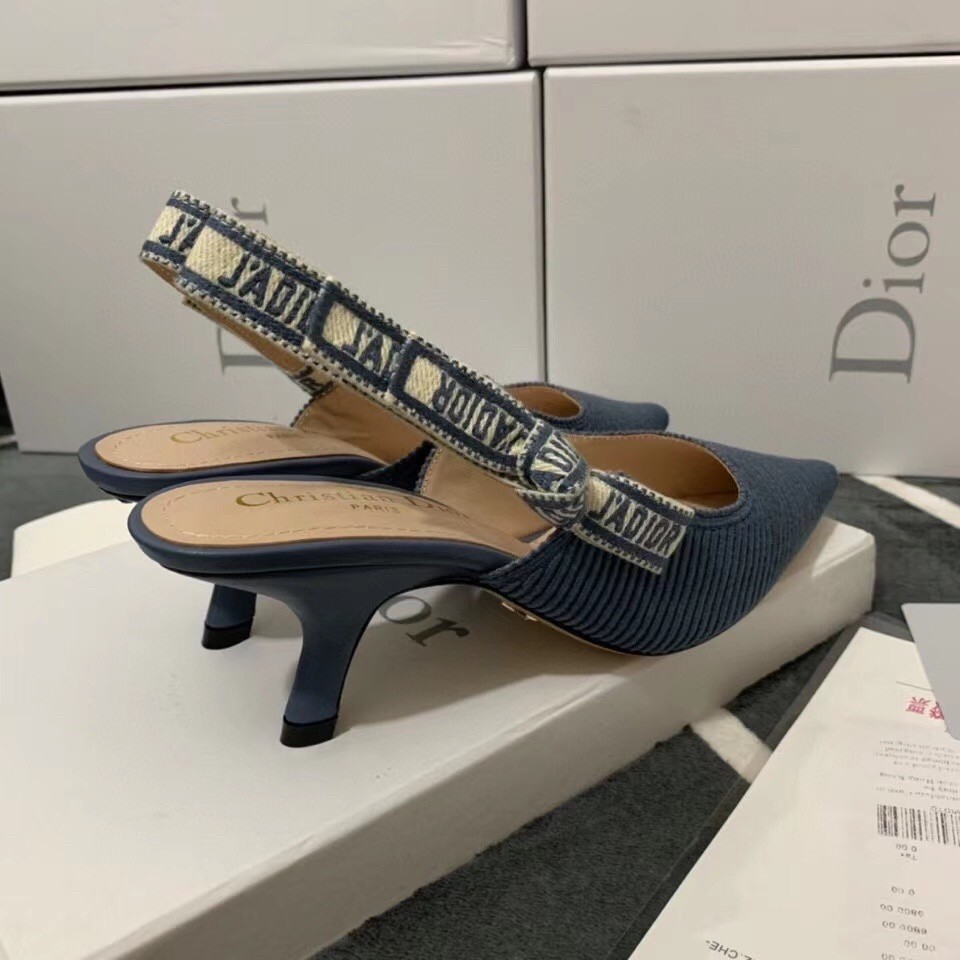 D*or j