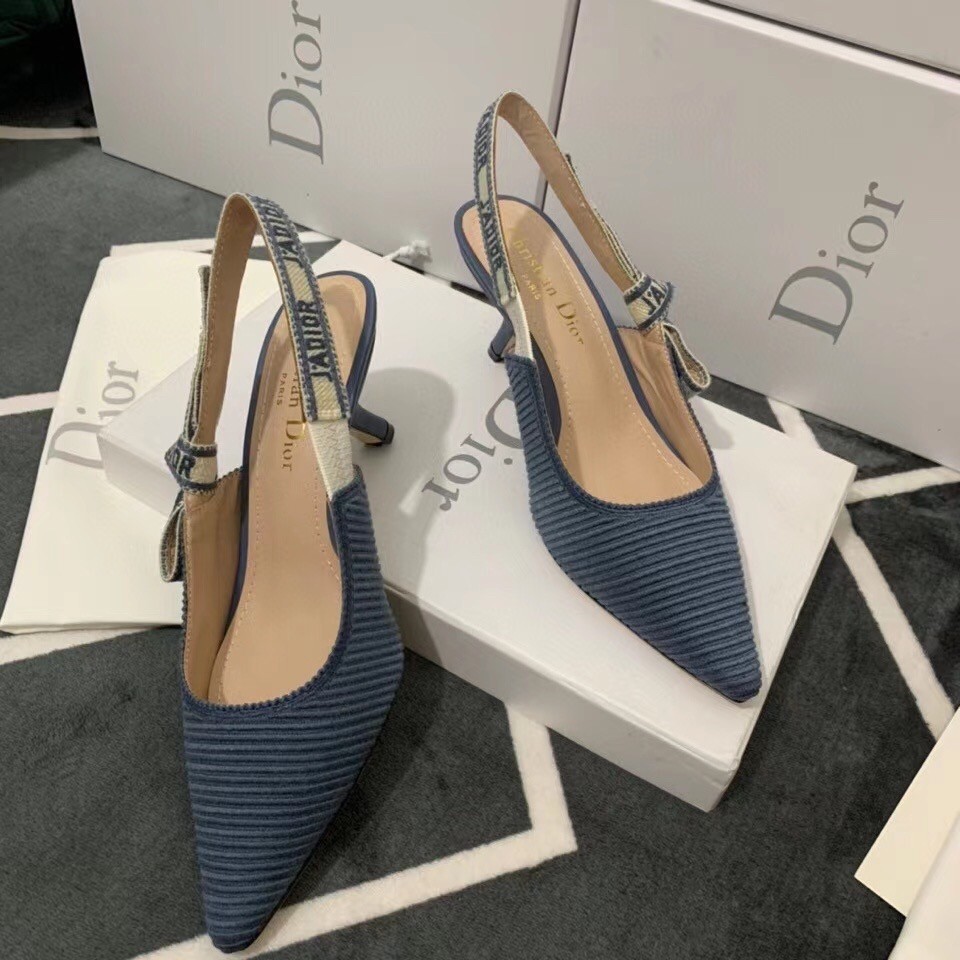 D*or j