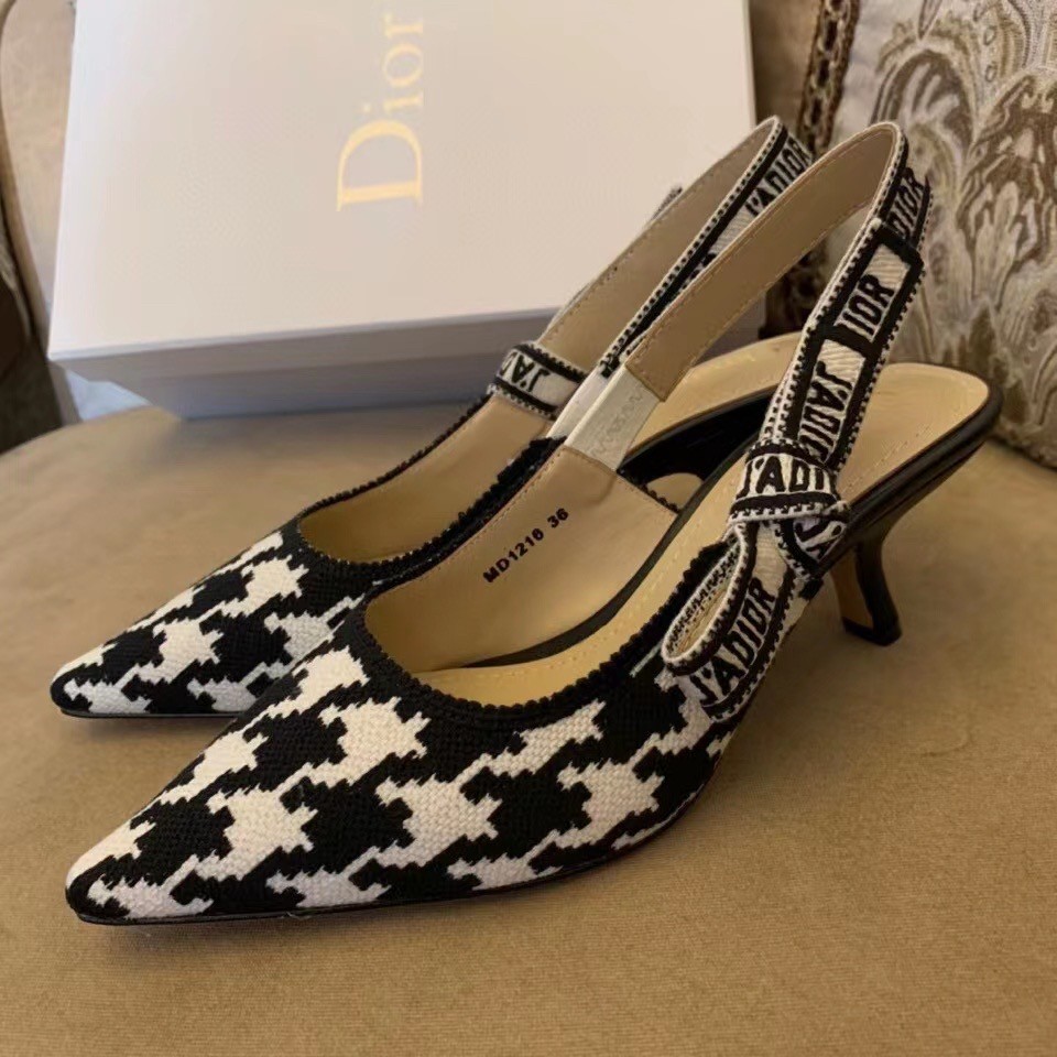 D*or j