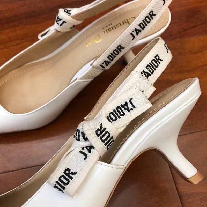 D*or j