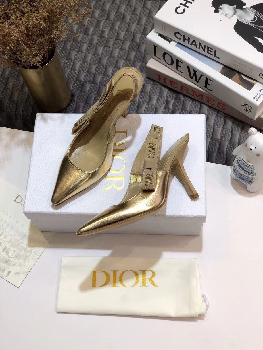 D*or j