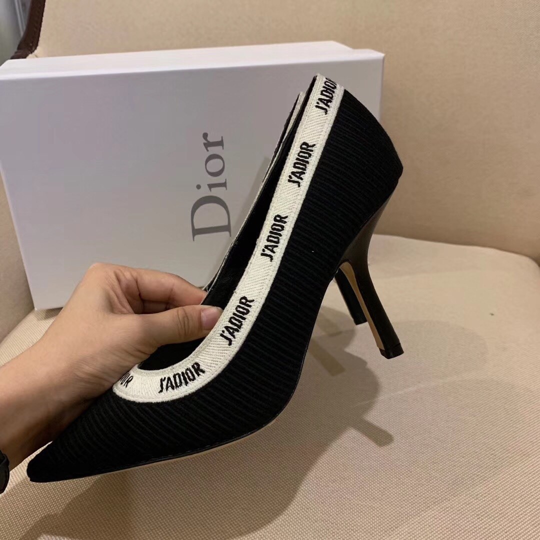 D*or j