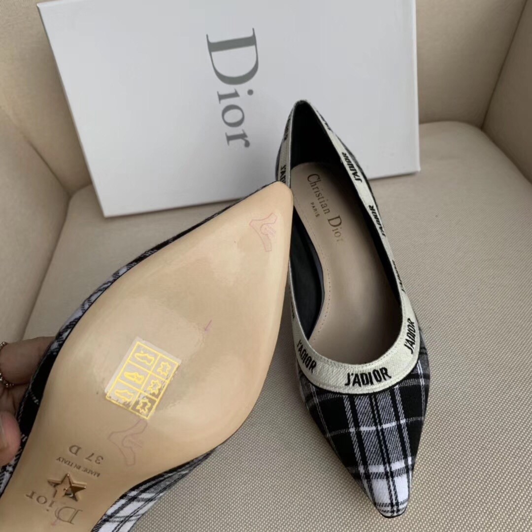 D*or j