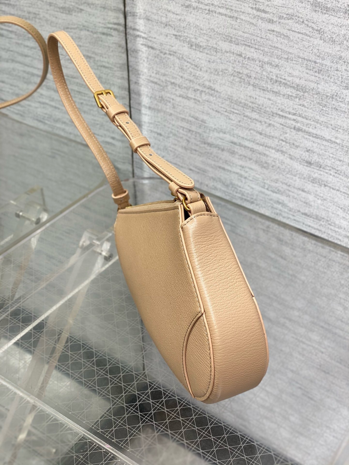 D*or saddle rodeo pouch in biscuit goatskin