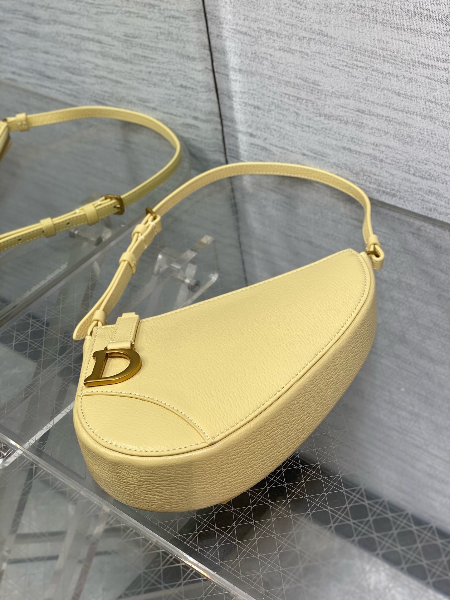 D*or saddle rodeo pouch in yellow goatskin