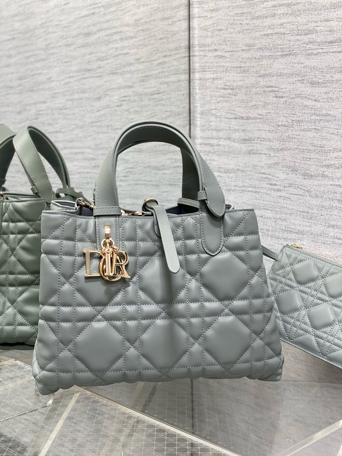 D*or toujours medium bag in beige macrocannage calfskin