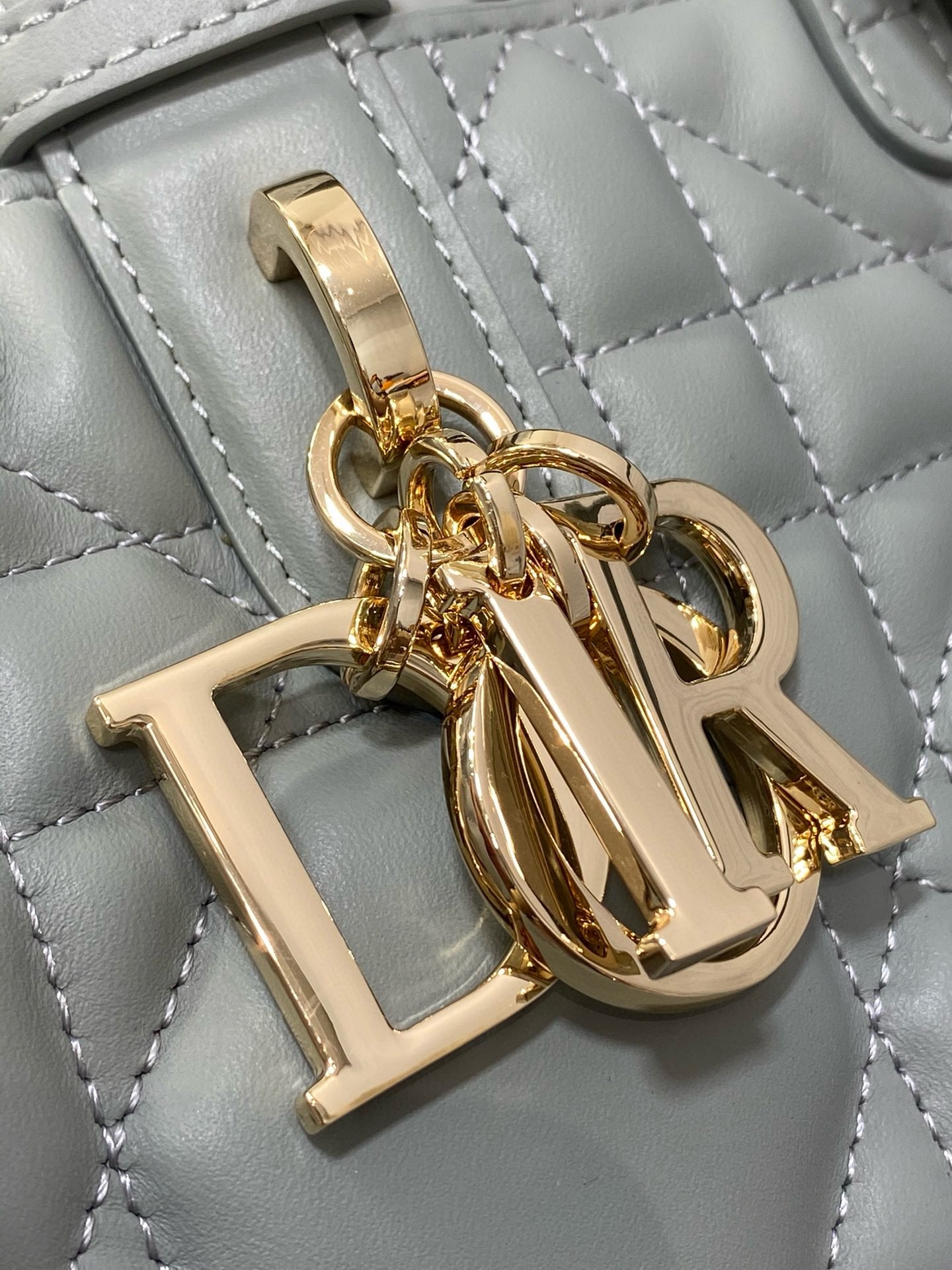 D*or toujours medium bag in beige macrocannage calfskin