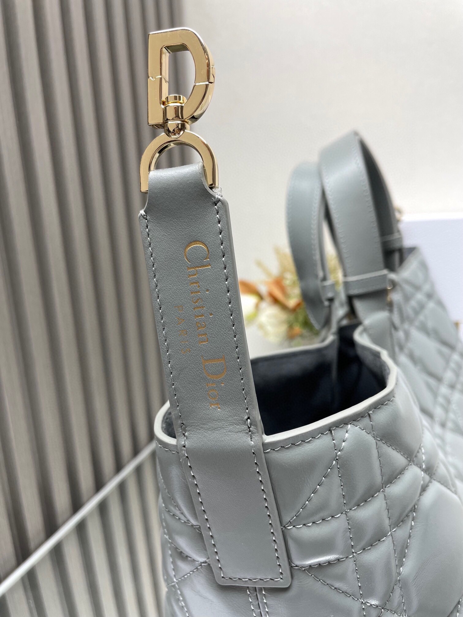 D*or toujours large bag in grey macrocannage calfskin