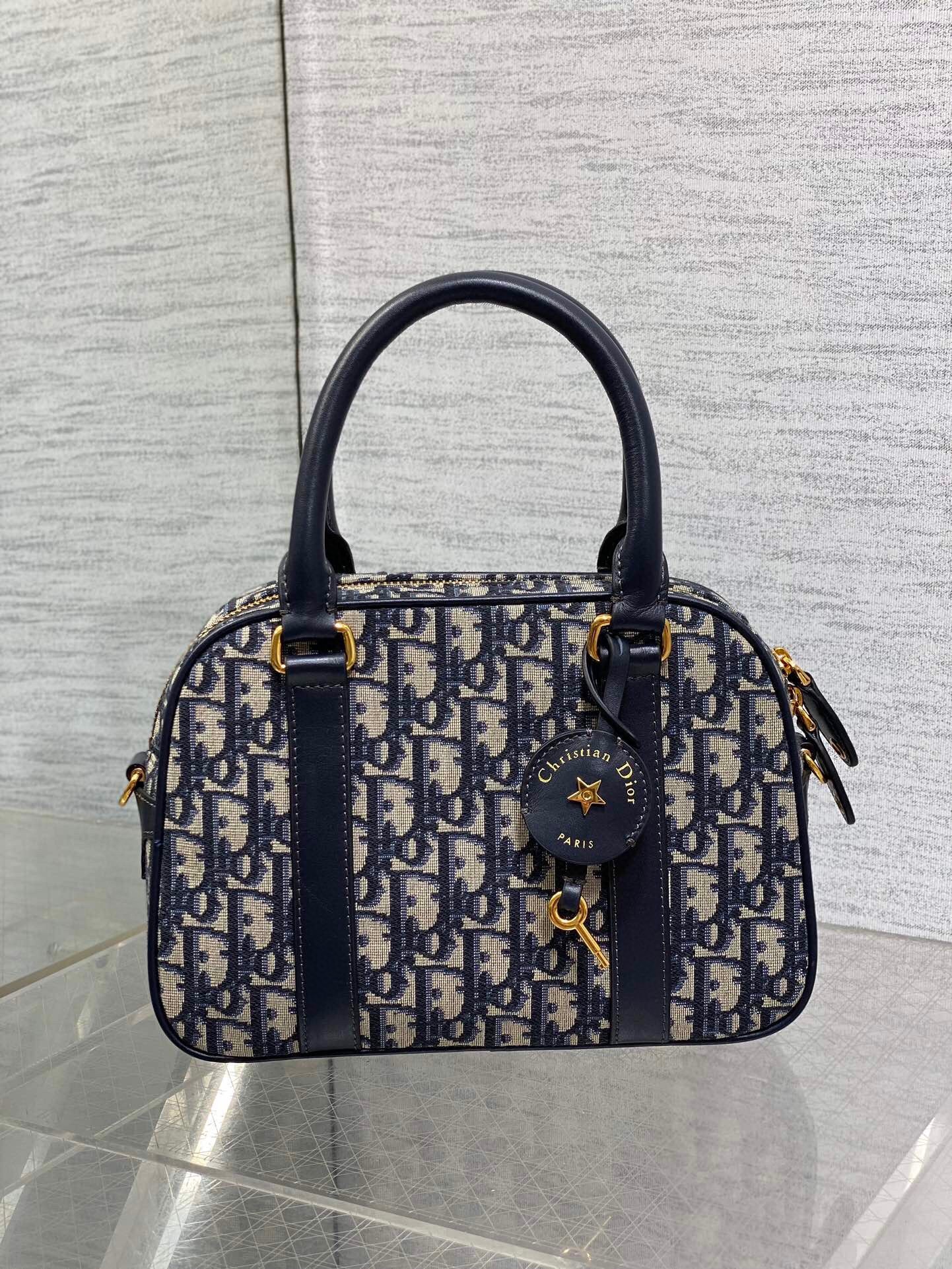 D*or d-vibe bowling medium bag in blue oblique jacquard