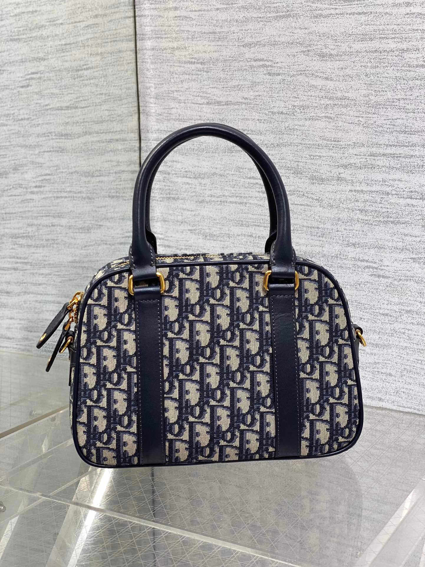D*or d-vibe bowling medium bag in blue oblique jacquard