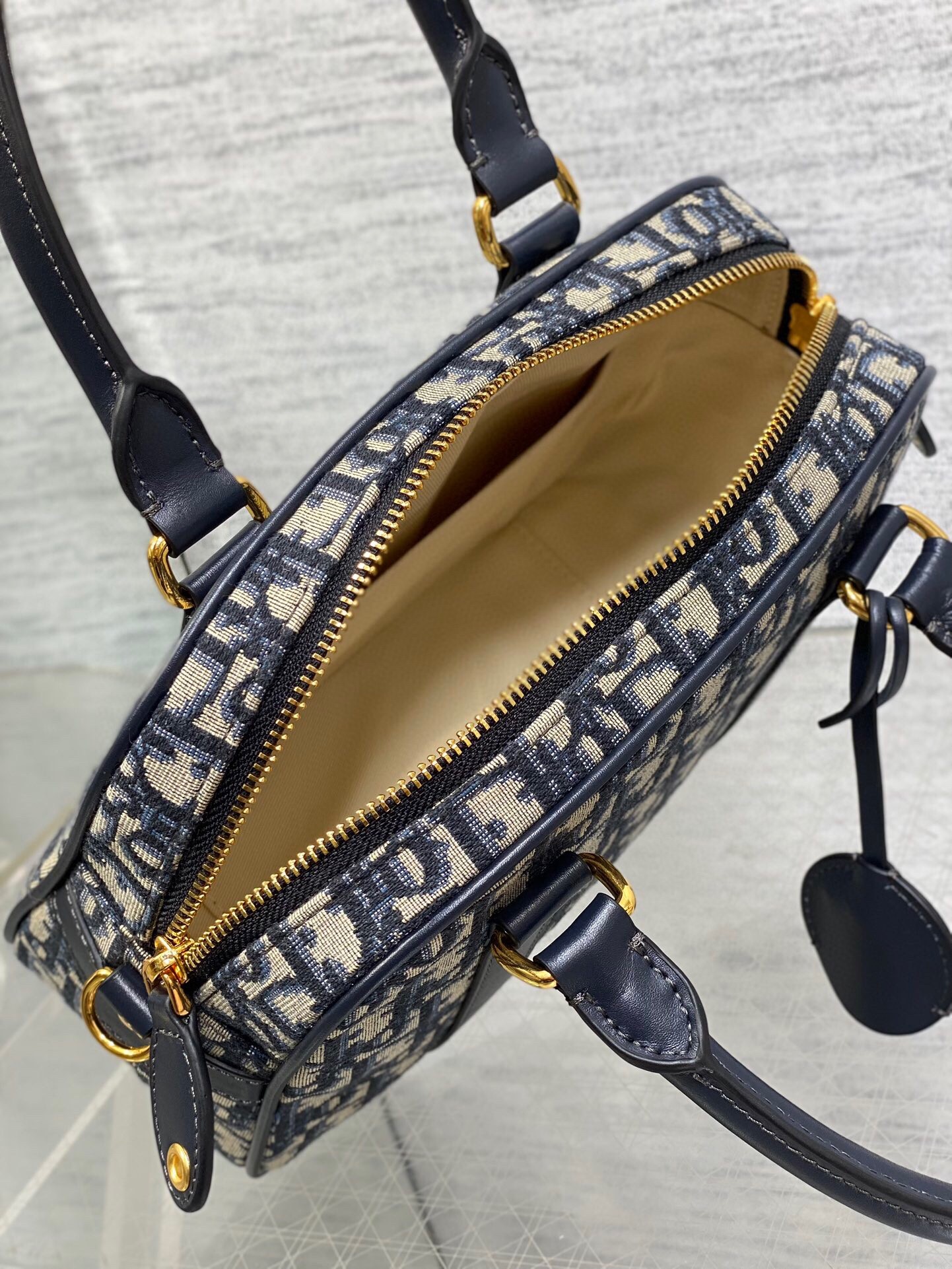 D*or d-vibe bowling medium bag in blue oblique jacquard