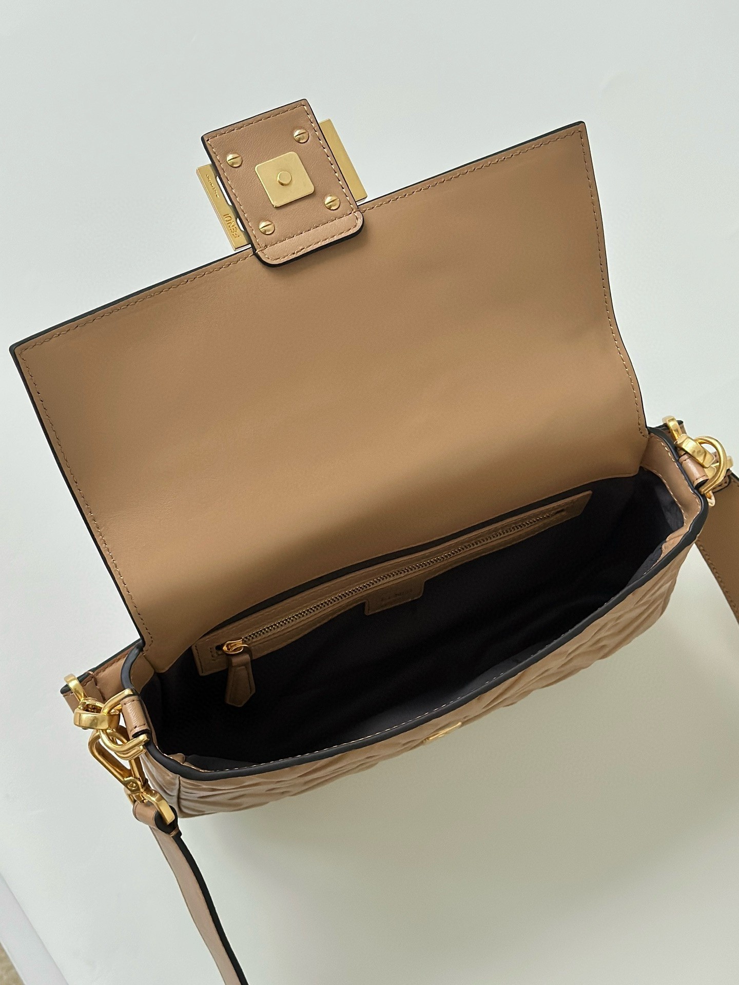 F**di medium baguette bag in beige ff nappa leather