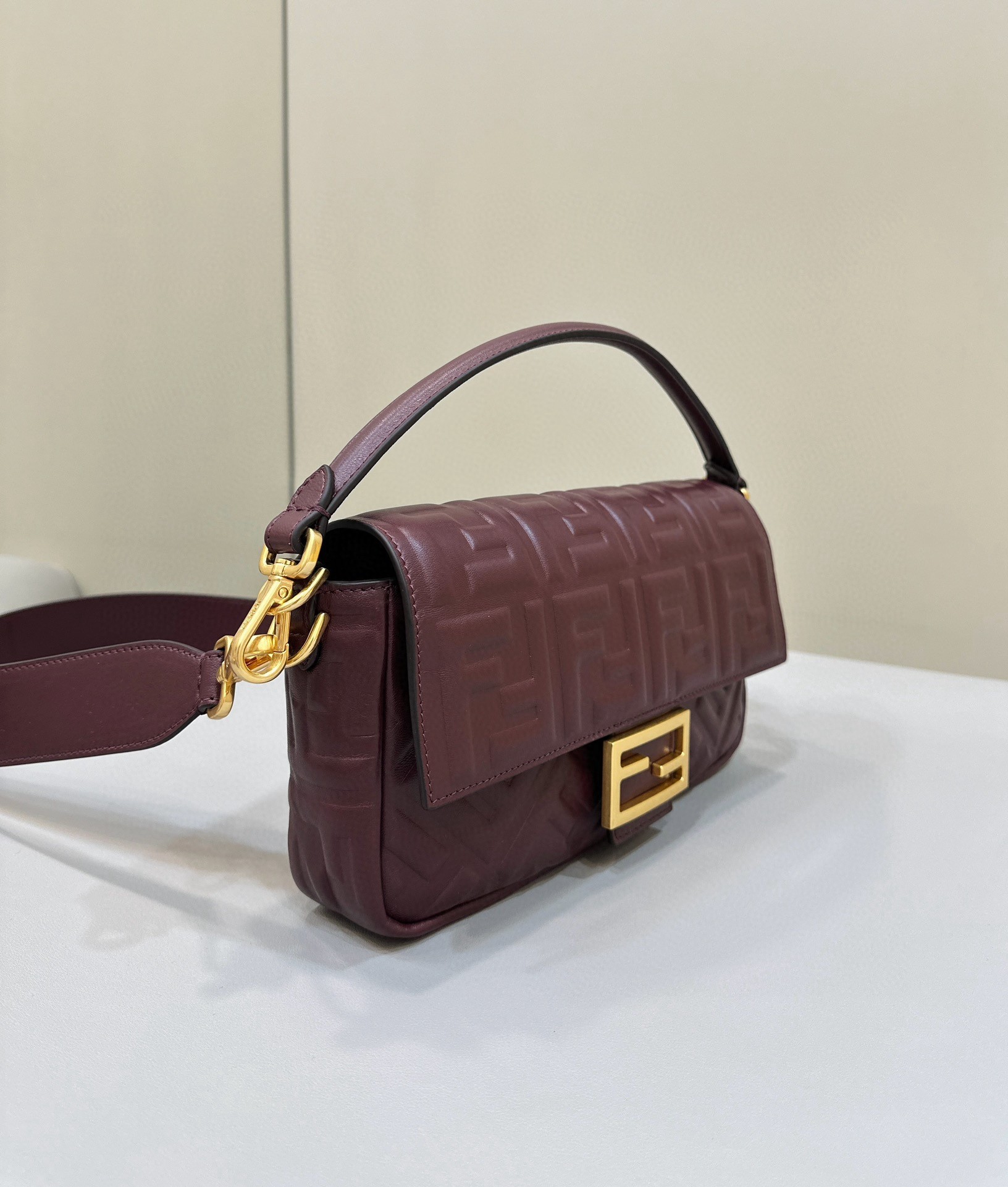 F**di medium baguette bag in burgundy ff nappa leather
