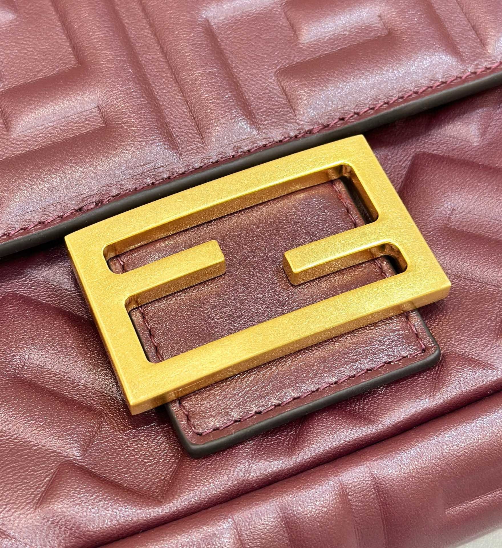 F**di medium baguette bag in burgundy ff nappa leather