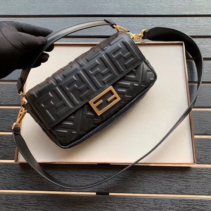 F**di black ff motif medium baguette bag