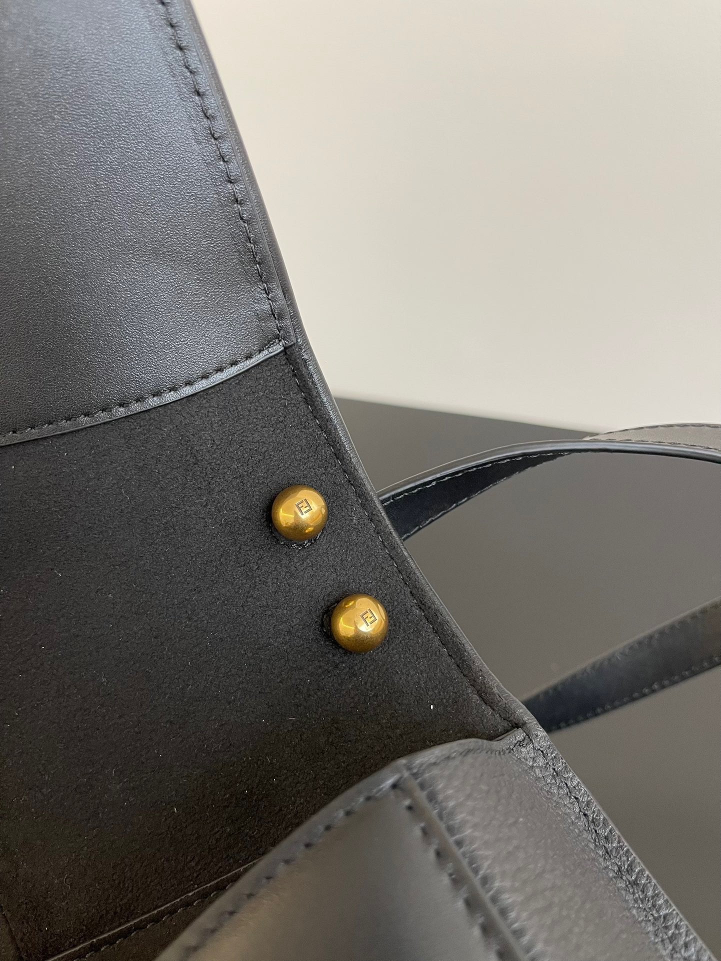 F**di c’mon medium bag in black calfskin