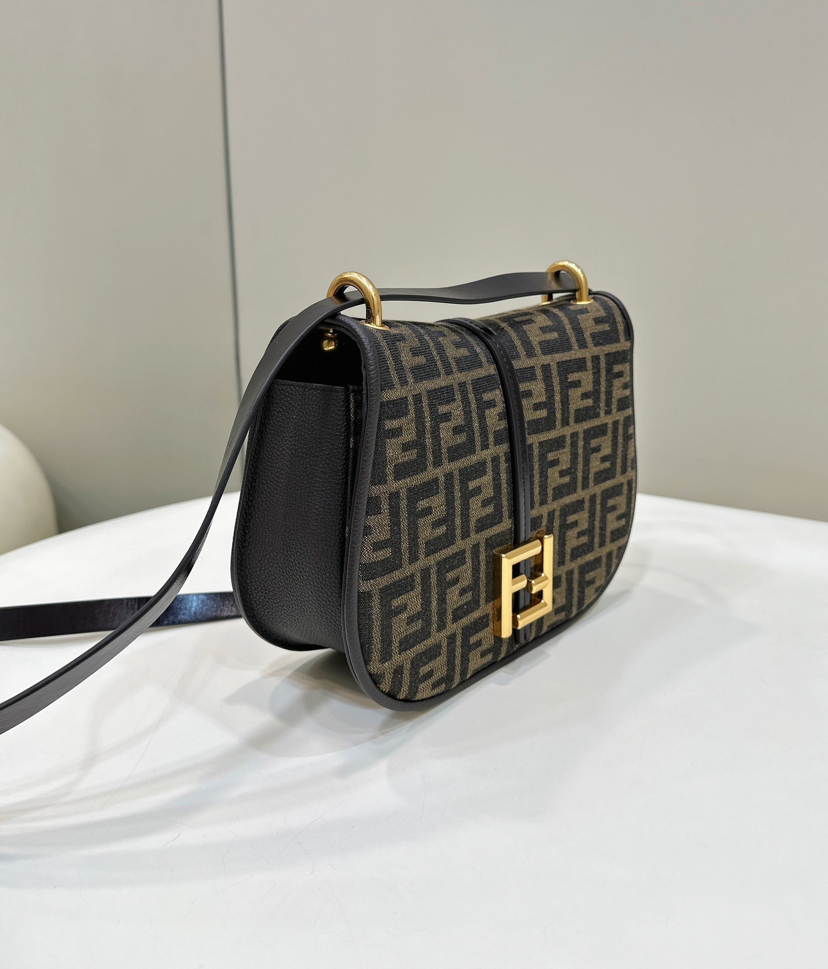 F**di c’mon medium bag in ff jacquard fabric and leather