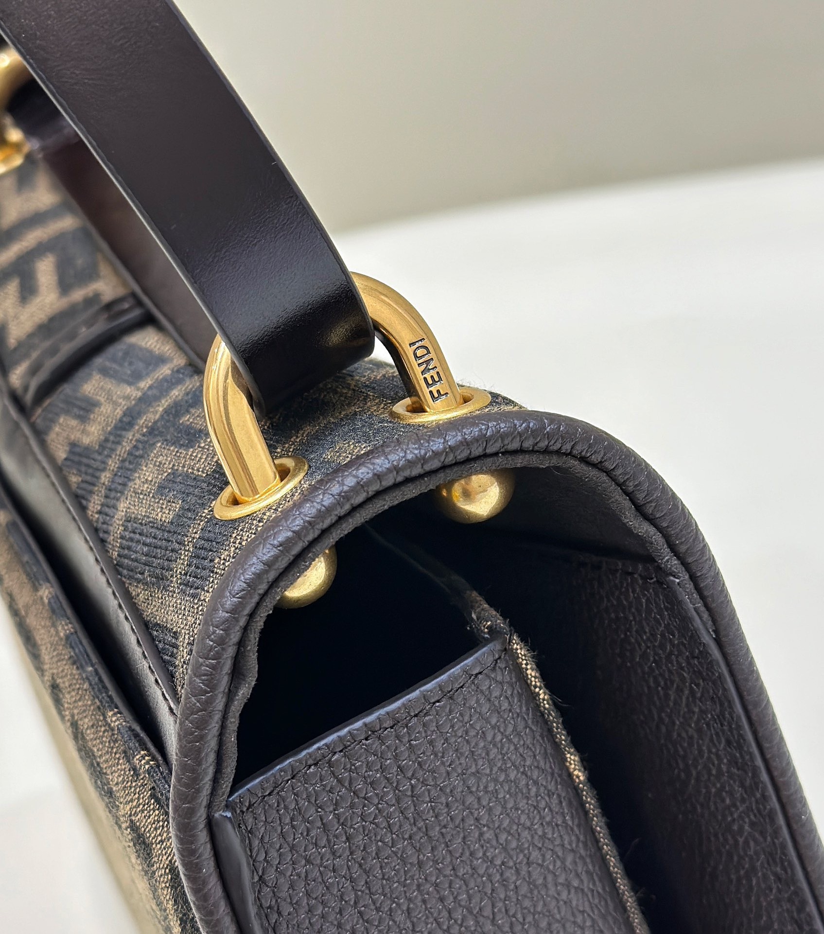 F**di c’mon medium bag in ff jacquard fabric and leather