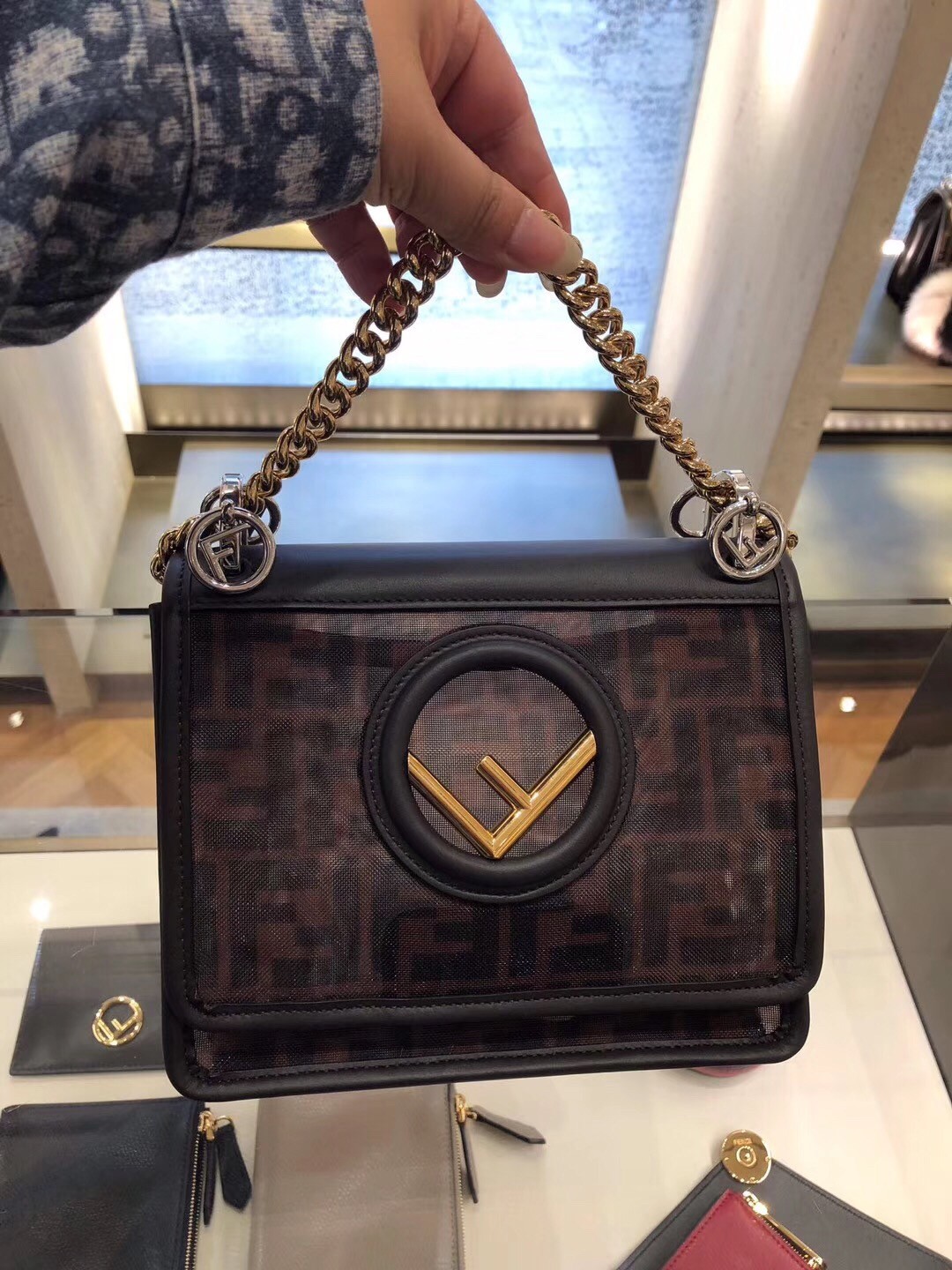 F**di kan i f shoulder bag in tech mesh
