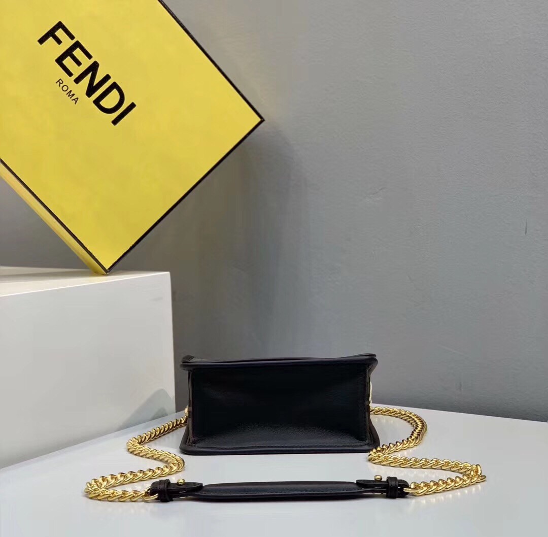 F**di kan i f shoulder bag in tech mesh