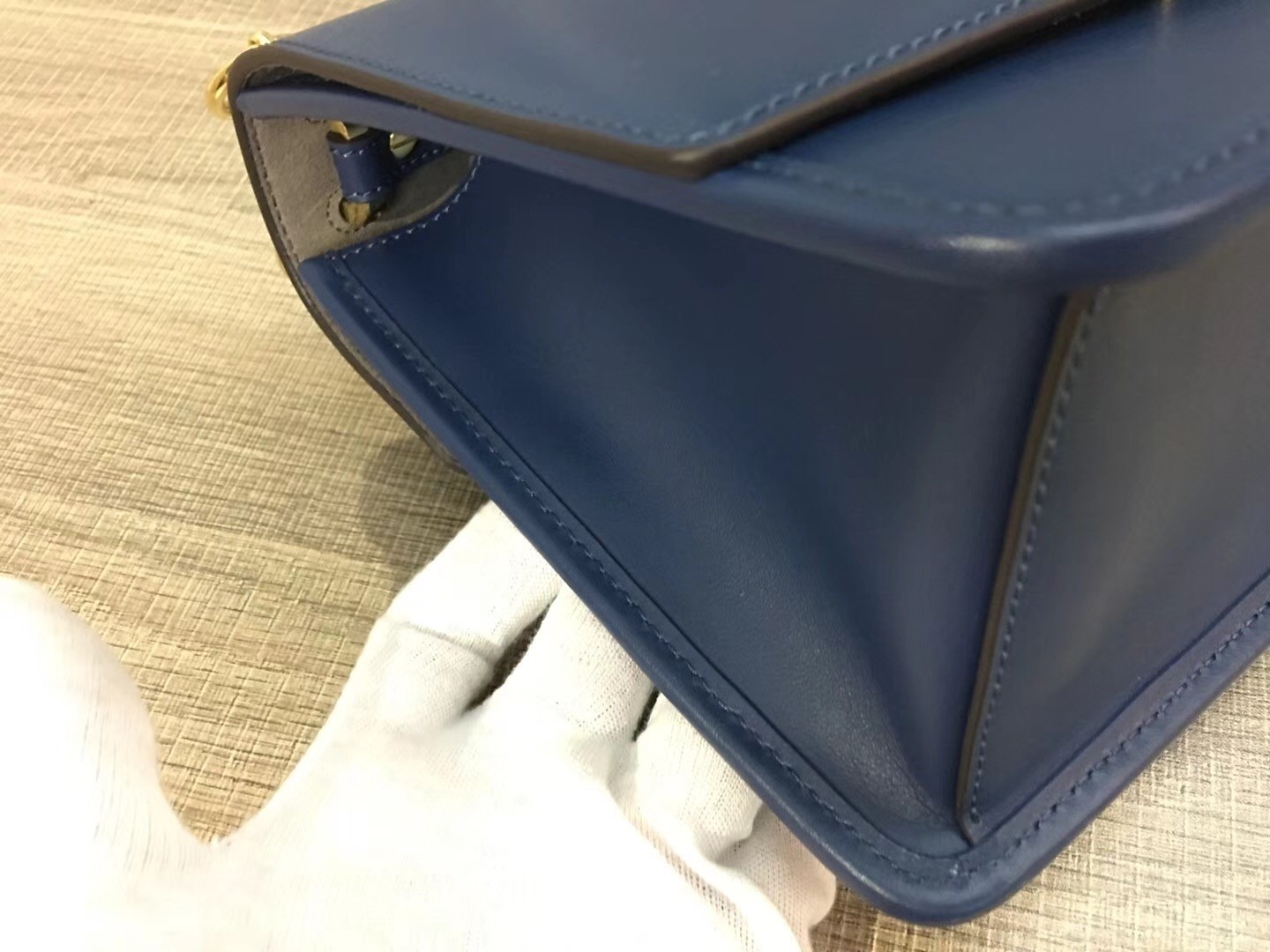 F**di kan i f shoulder bag in blue calfskin