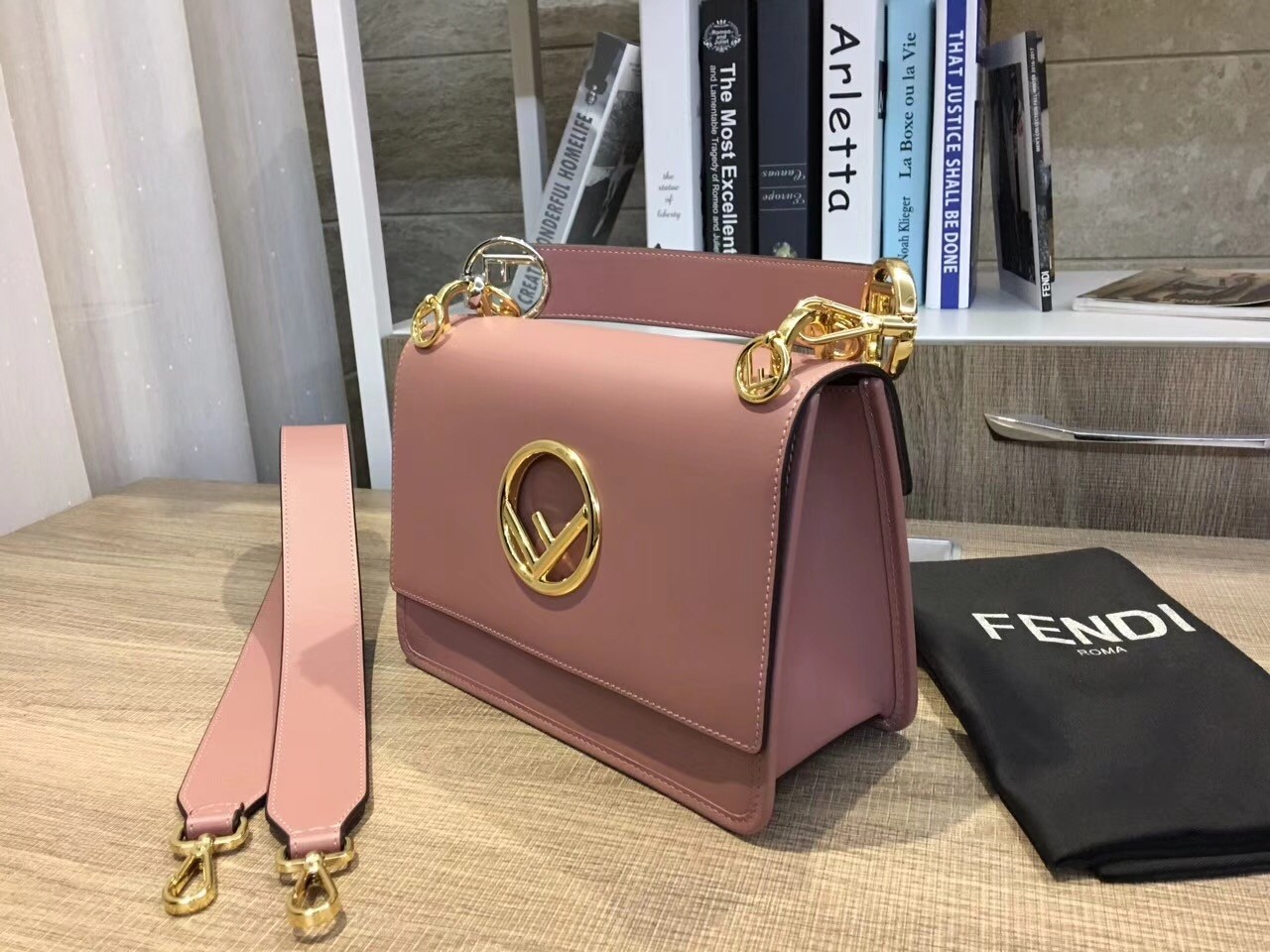 F**di kan i f shoulder bag in pink calfskin