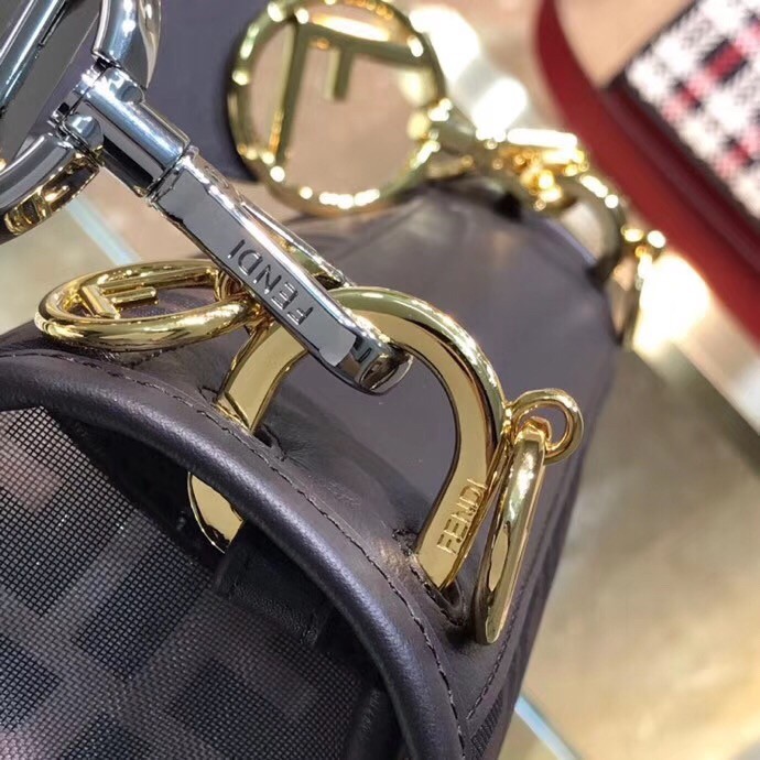 F**di kan i f shoulder bag in tech mesh