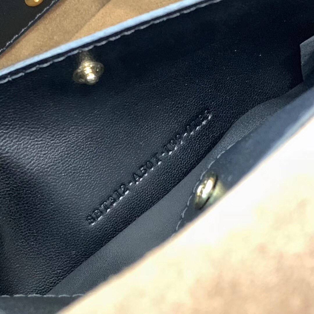 F**di kan u bag in black glossy lambskin